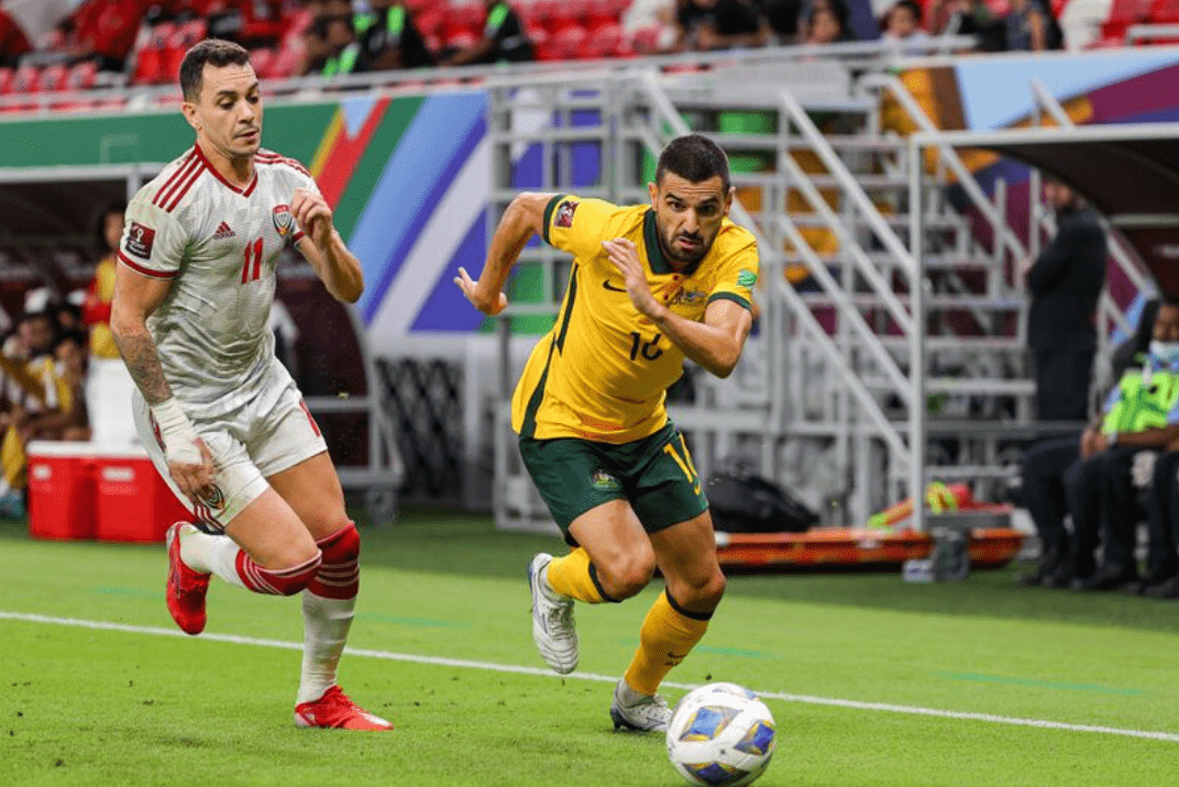 九游娱乐-包含邀请赛巅峰对决！辽东烈马队惊险晋级天山风暴队，击剑赛场再起波澜；新人首发惊艳的词条